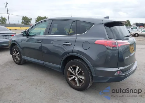 2018 Toyota Rav4 Xle z USA, uszkodzony, nr VIN 2T3WFREV2JW500563
